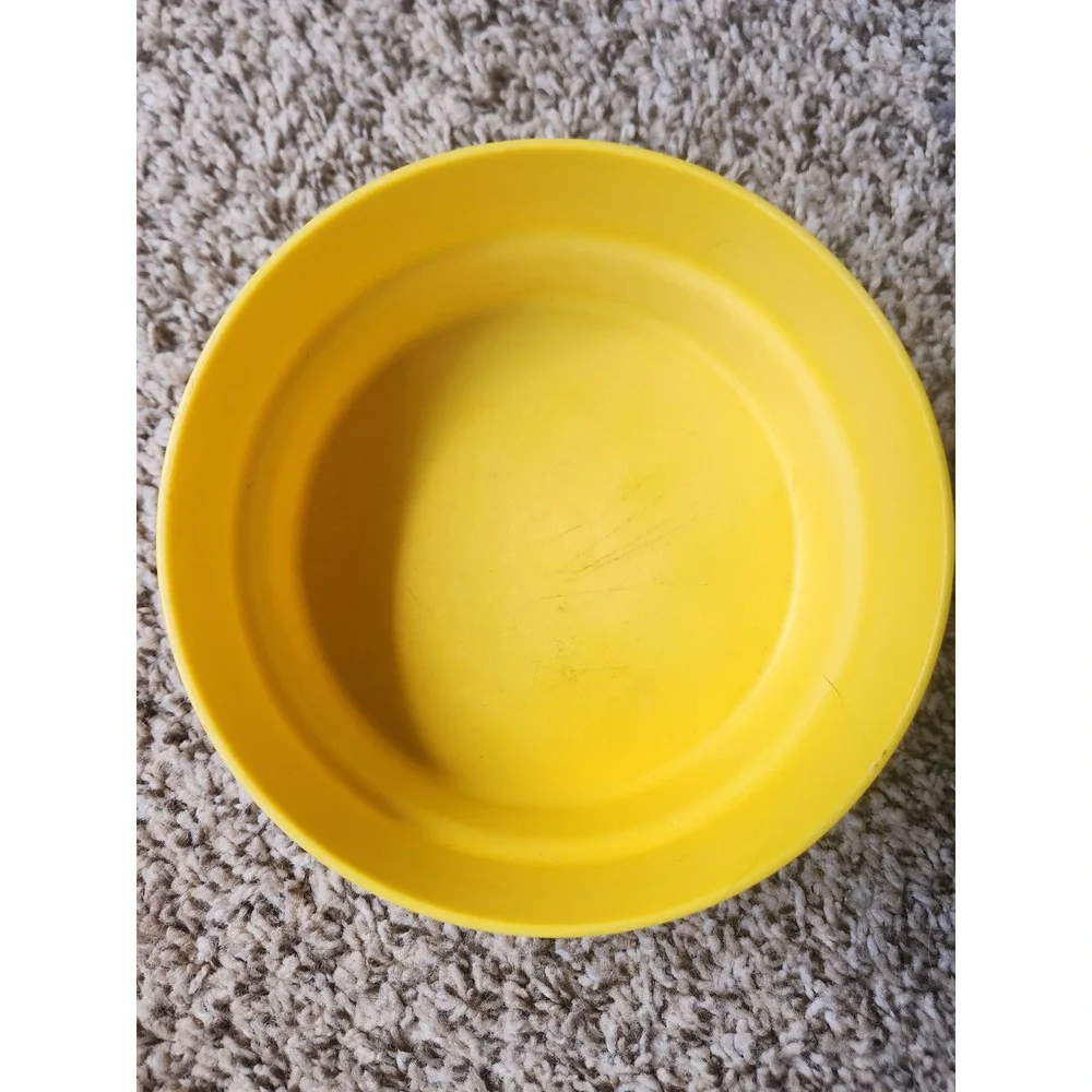 Vintage Tupperware Yellow Cereal Bowl 1356-3 Made in USA 6‎ Inch Retro Kitchen